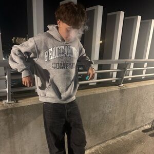 Meet your Posher, Yadi